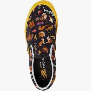 RARE Vans Limited Edition National Geographic Women 6.5/Big Kids 5